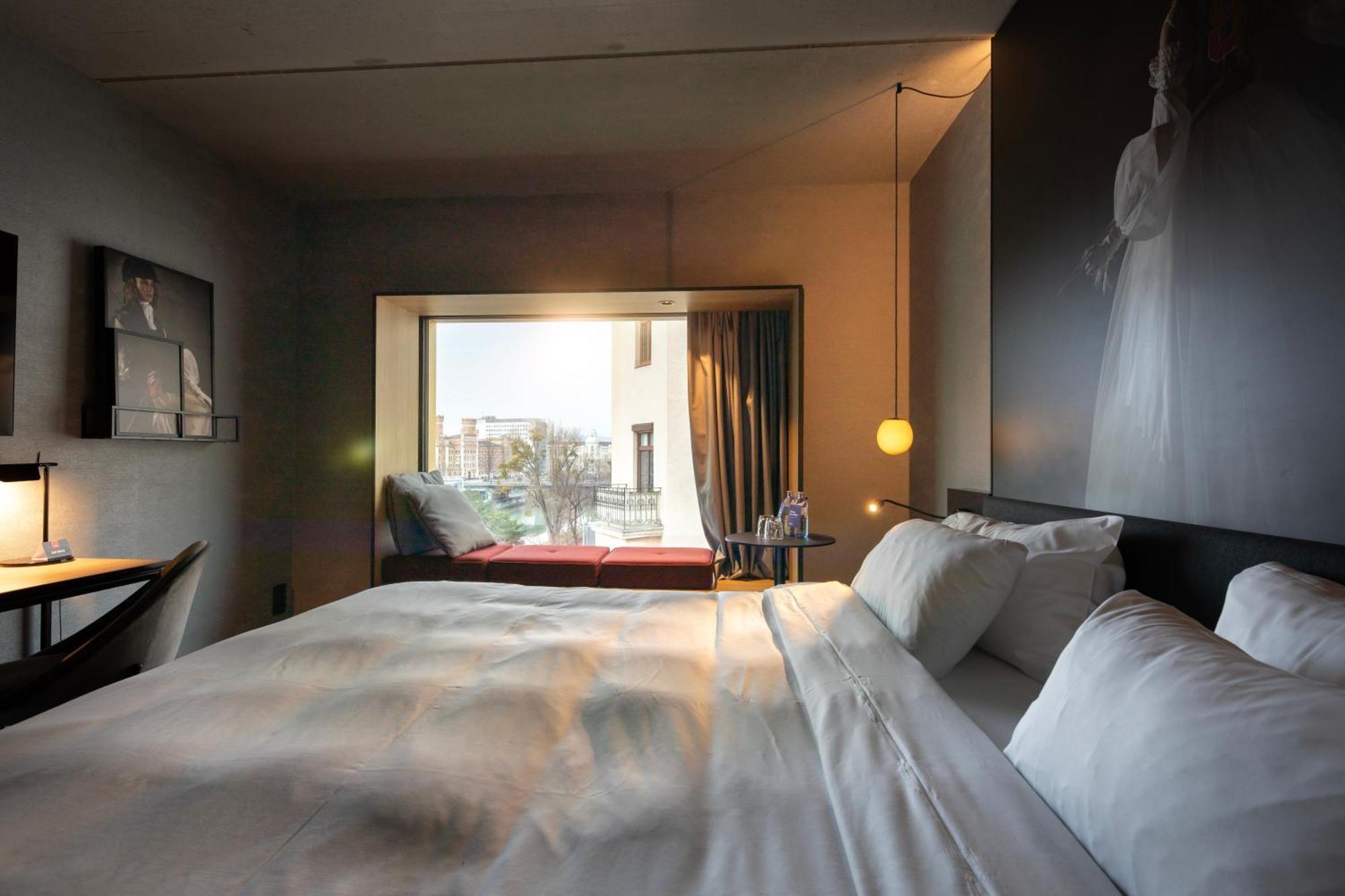Radisson Red Hotel, Viena Exterior foto