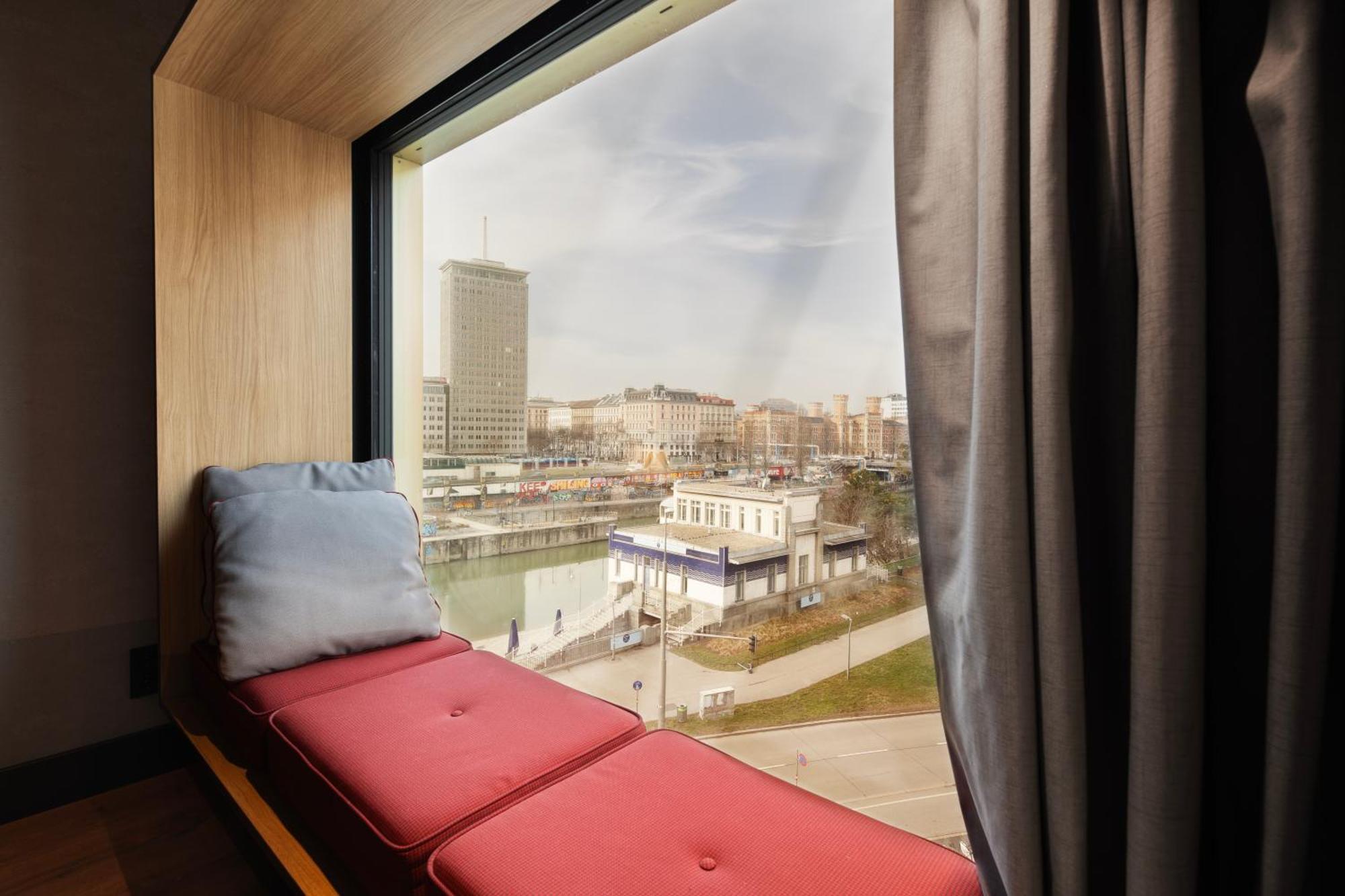 Radisson Red Hotel, Viena Exterior foto